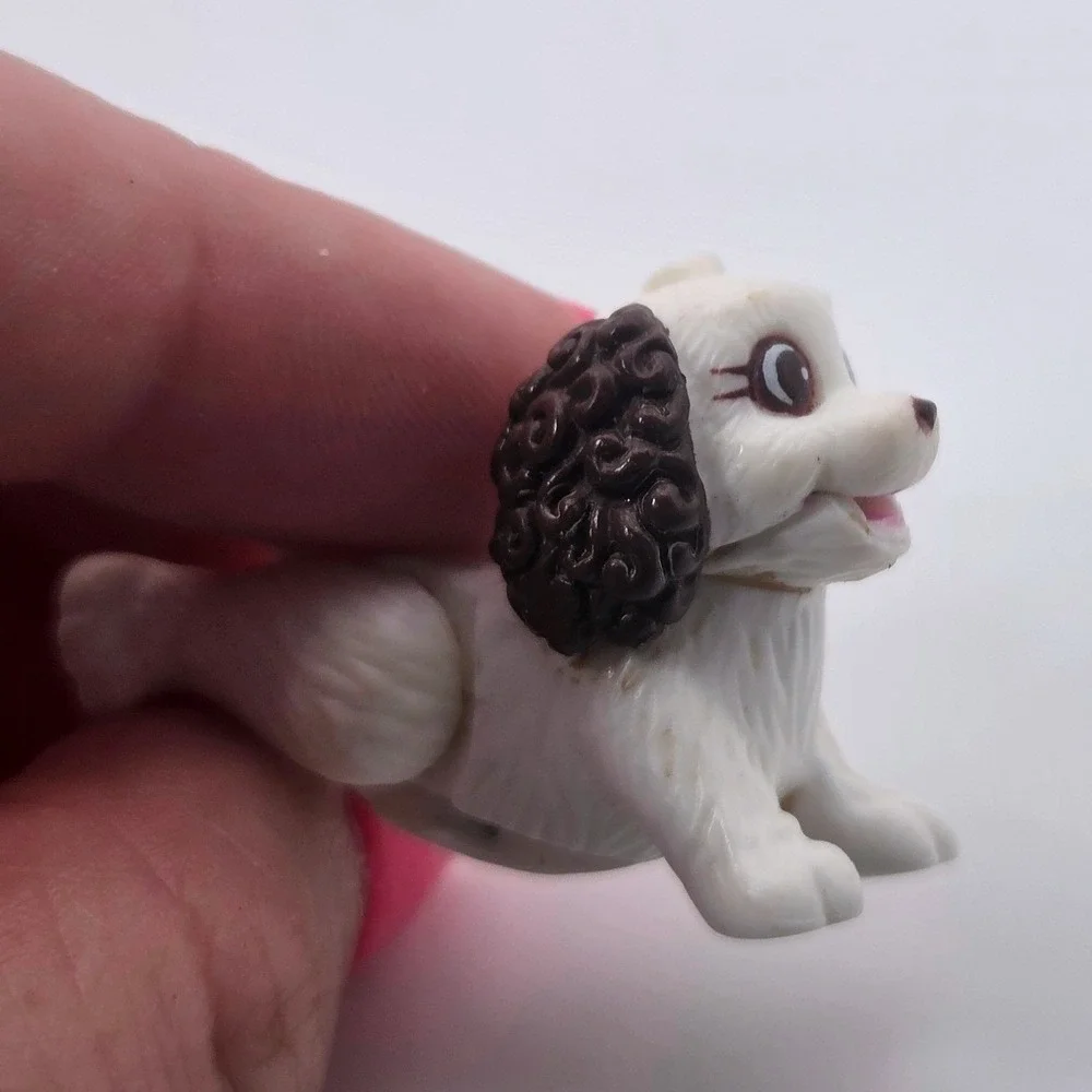 Vintage Dolly Pocket Magnetic White Spaniel Dog Figure Poseable Mini Pet
